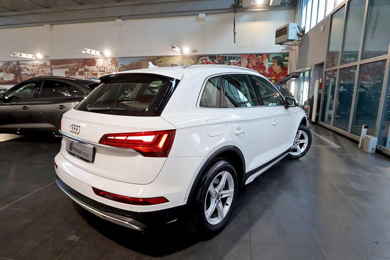 AUDI Q5 35 TDI S-Tronic Business Advanced - 9