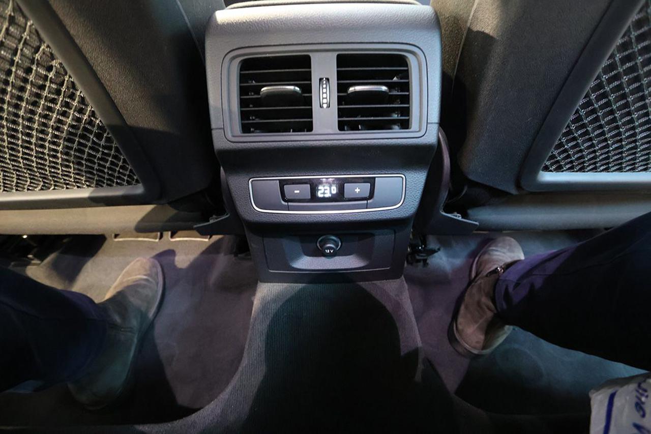 AUDI Q5 40 TDI Quattro S-Tronic Business - 45