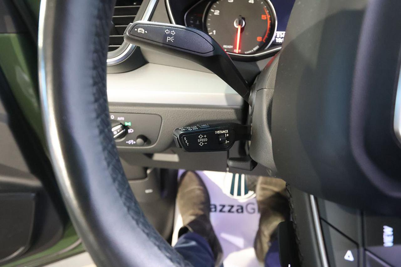 AUDI Q5 40 TDI Quattro S-Tronic Business - 27