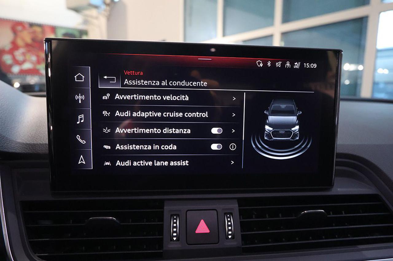 AUDI Q5 40 TDI Quattro S-Tronic Business - 33