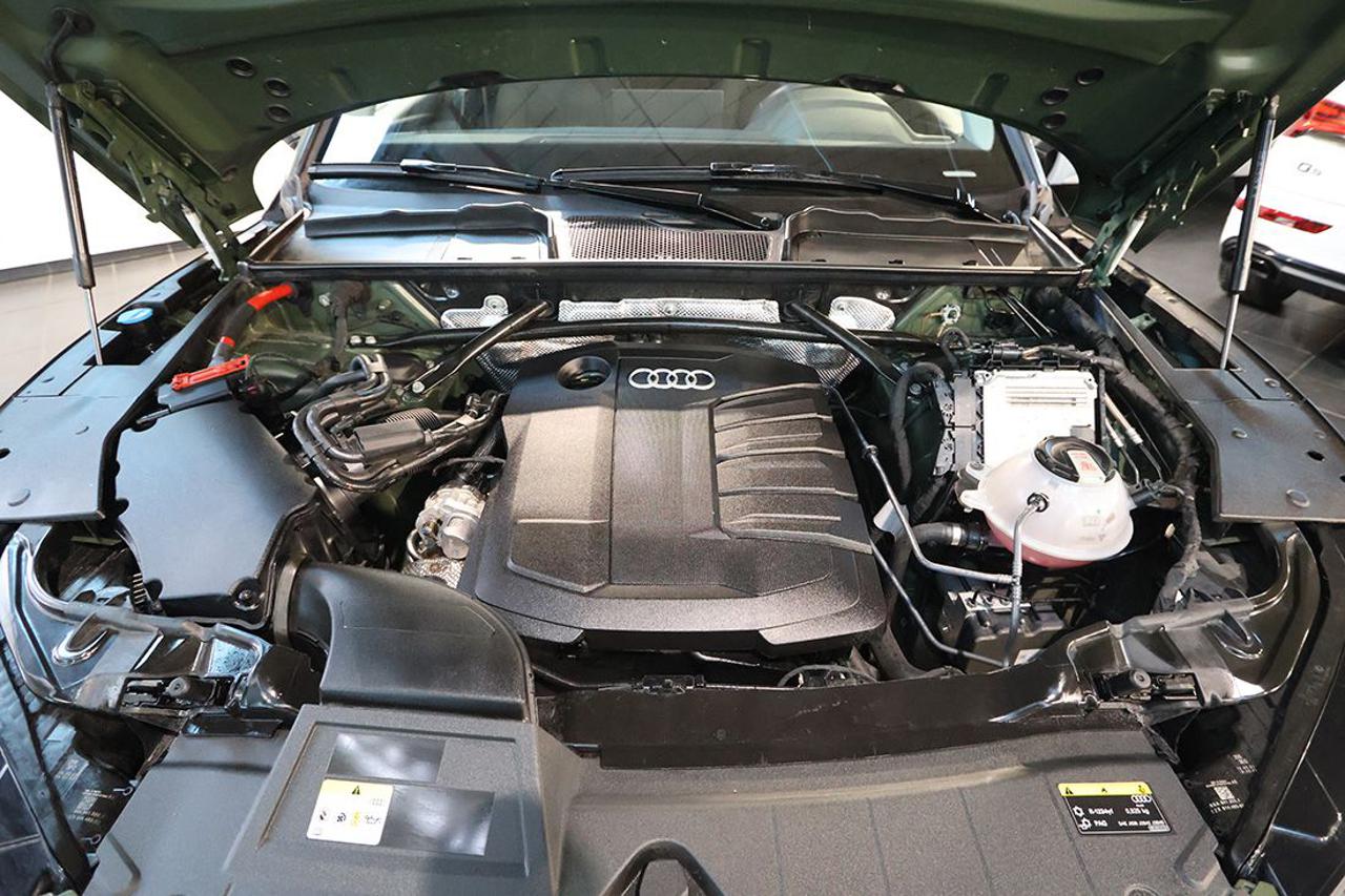 AUDI Q5 40 TDI Quattro S-Tronic Business - 11