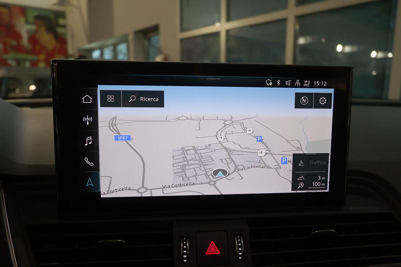 AUDI Q5 40 TDI Quattro S-Tronic Business - 28