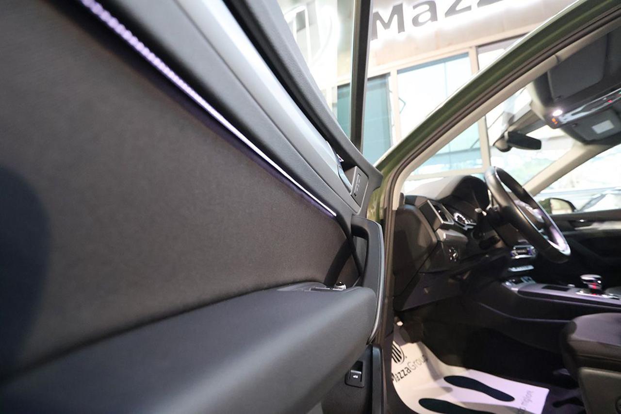 AUDI Q5 40 TDI Quattro S-Tronic Business - 42