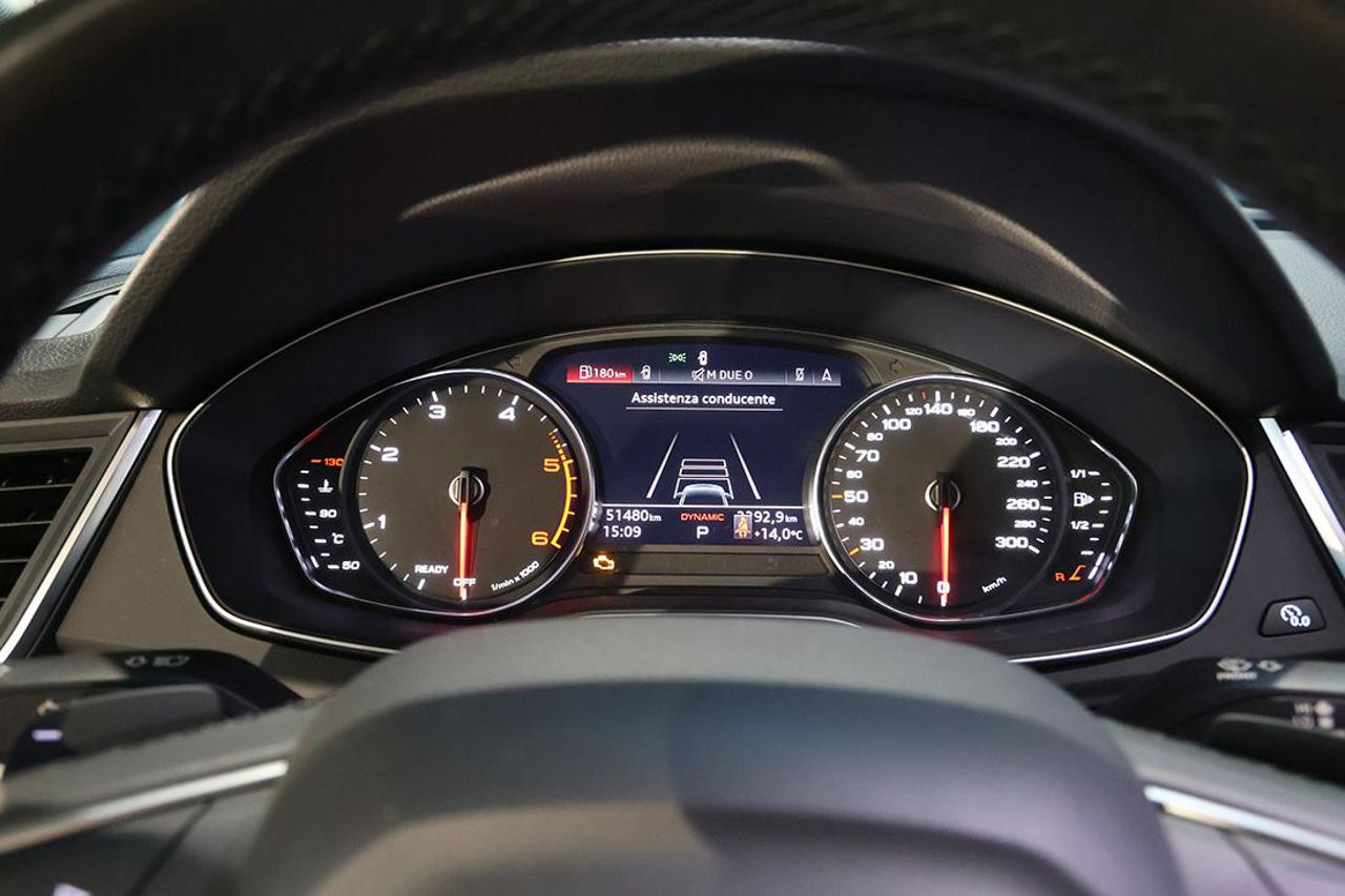 AUDI Q5 40 TDI Quattro S-Tronic Business - 36