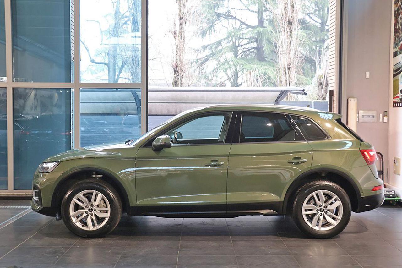 AUDI Q5 40 TDI Quattro S-Tronic Business - 3