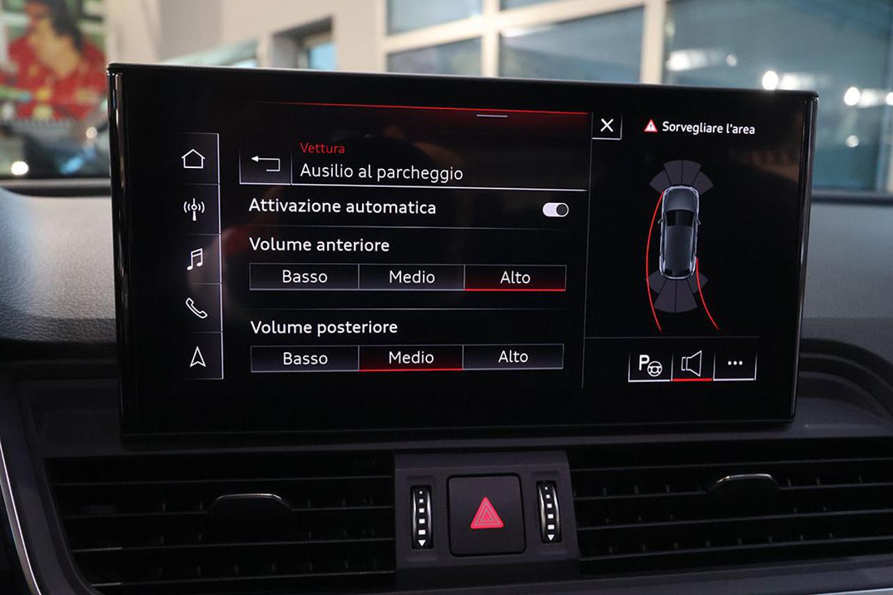 AUDI Q5 40 TDI Quattro S-Tronic Business - 29