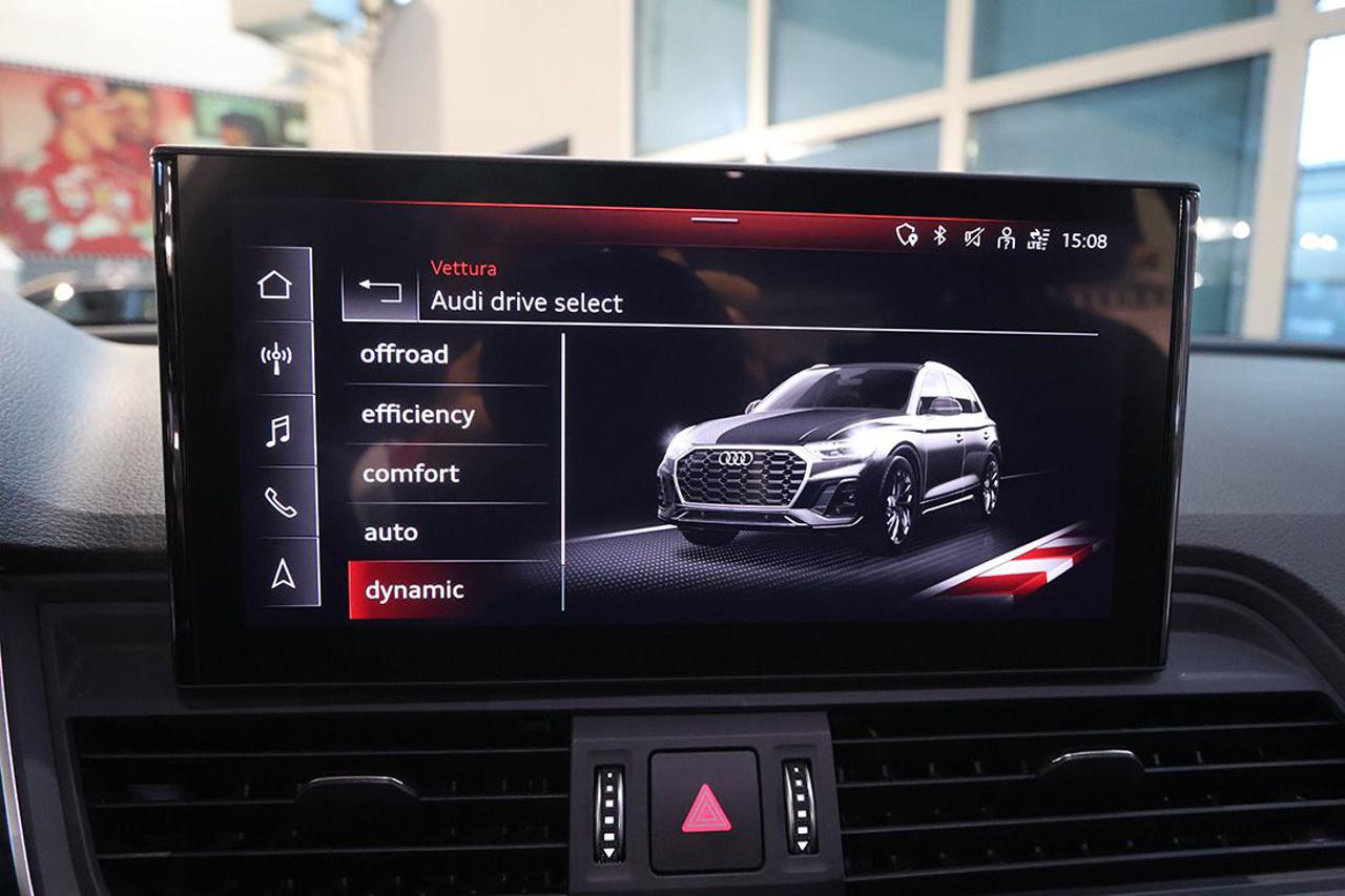 AUDI Q5 40 TDI Quattro S-Tronic Business - 31