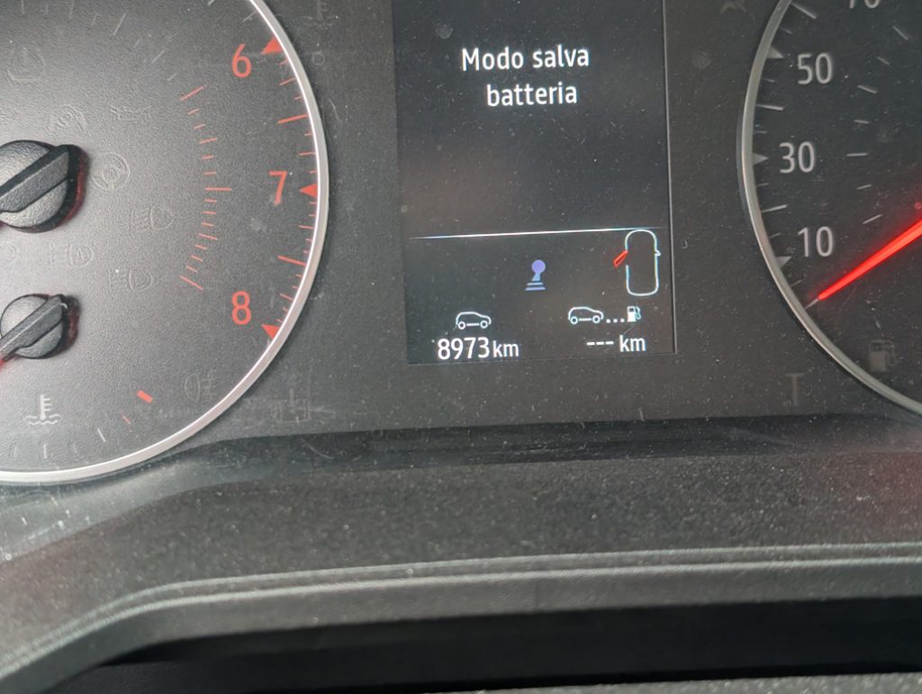 RENAULT Clio SCe 65 CV 5P Equilibre AZIENDALE OK NEOPATENTATI - 12