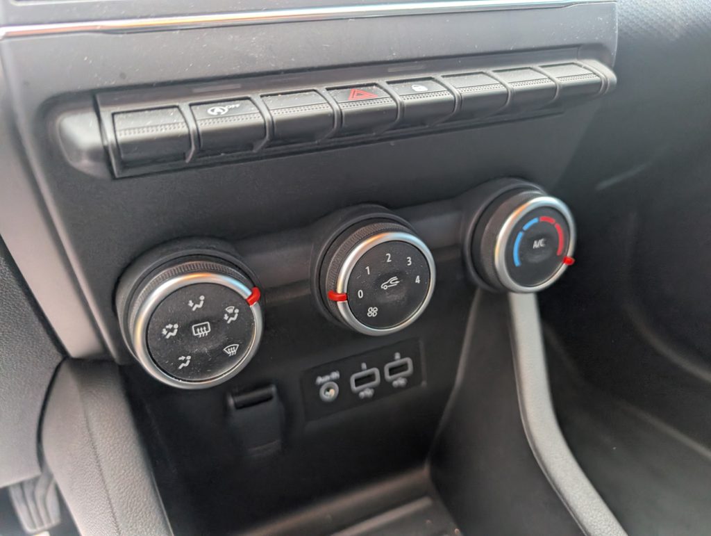 RENAULT Clio SCe 65 CV 5P Equilibre AZIENDALE OK NEOPATENTATI - 14