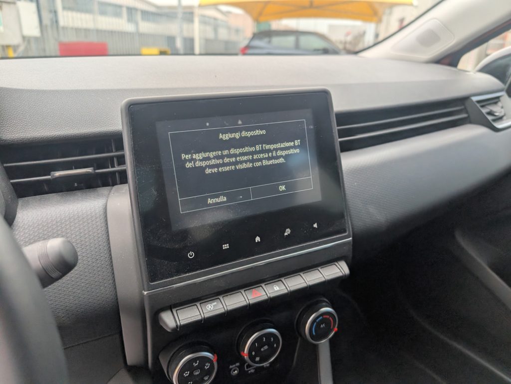 RENAULT Clio SCe 65 CV 5P Equilibre AZIENDALE OK NEOPATENTATI - 15