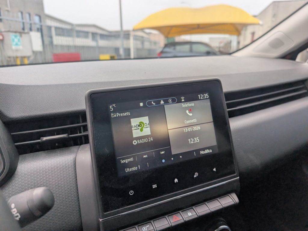 RENAULT Clio SCe 65 CV 5P Equilibre AZIENDALE OK NEOPATENTATI - 16