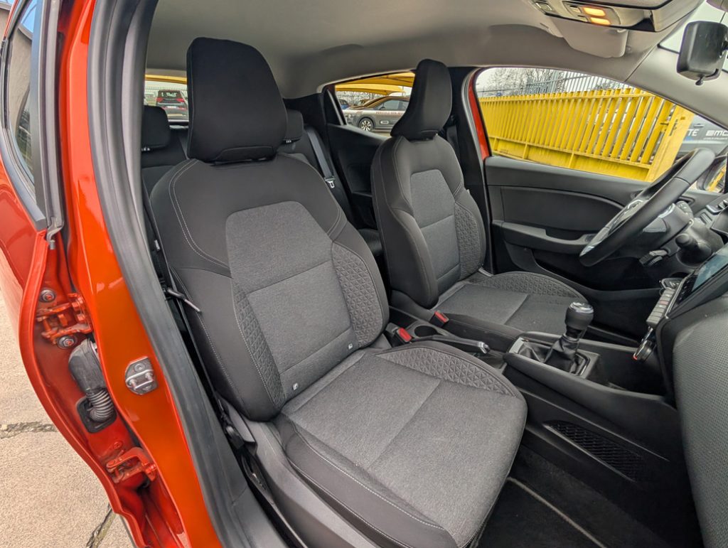 RENAULT Clio SCe 65 CV 5P Equilibre AZIENDALE OK NEOPATENTATI - 22