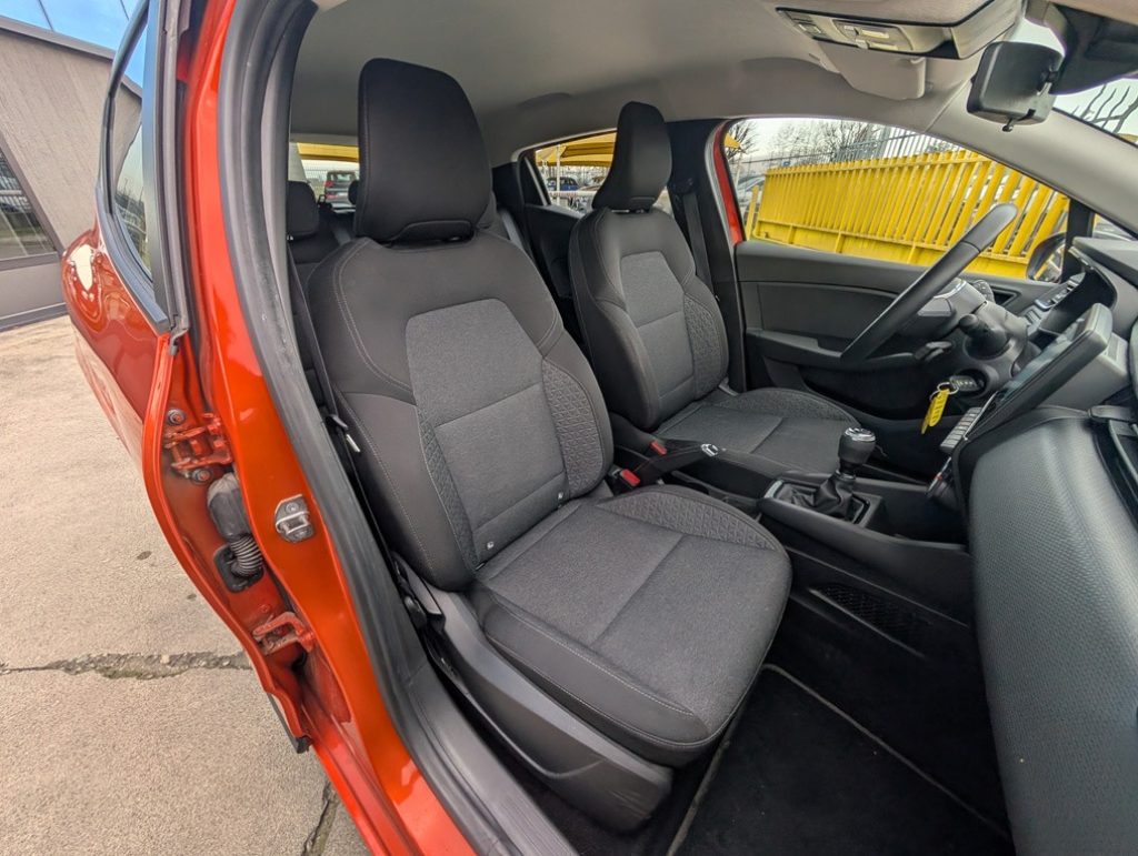 RENAULT Clio SCe 65 CV 5P Equilibre AZIENDALE OK NEOPATENTATI - 22