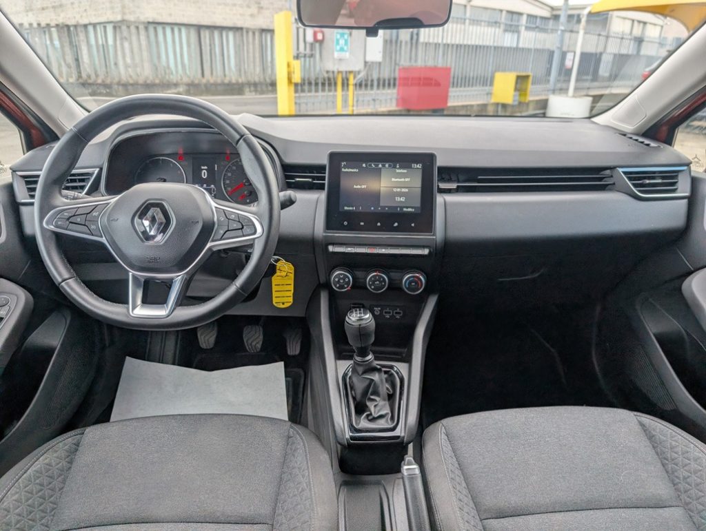 RENAULT Clio SCe 65 CV 5P Equilibre AZIENDALE OK NEOPATENTATI - 24