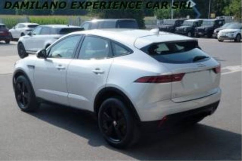 JAGUAR E-Pace E-Pace 2.0D 150 CV MANUALE FWD - 6