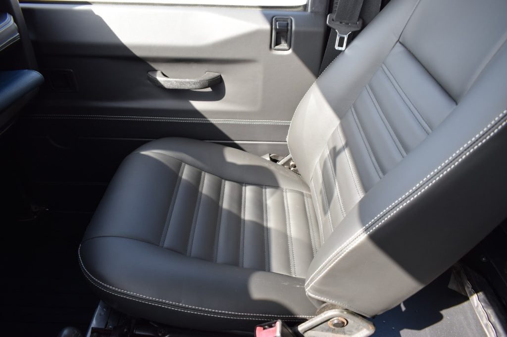 LAND ROVER Defender 110 2.4 TD4 CREW CAB - 15