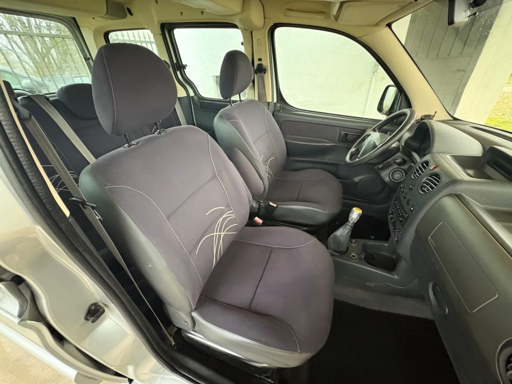 CITROEN Berlingo 1.4 5p. 5 POSTI CLIMA FARI FENDI OK NEOP - 8