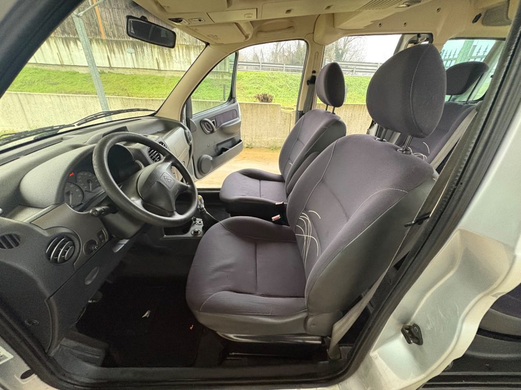 CITROEN Berlingo 1.4 5p. 5 POSTI CLIMA FARI FENDI OK NEOP - 16