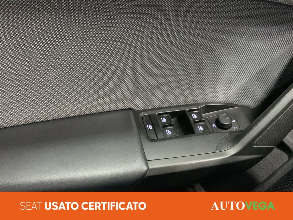 SEAT Leon sportstourer 1.0 etsi style 110cv dsg - 11