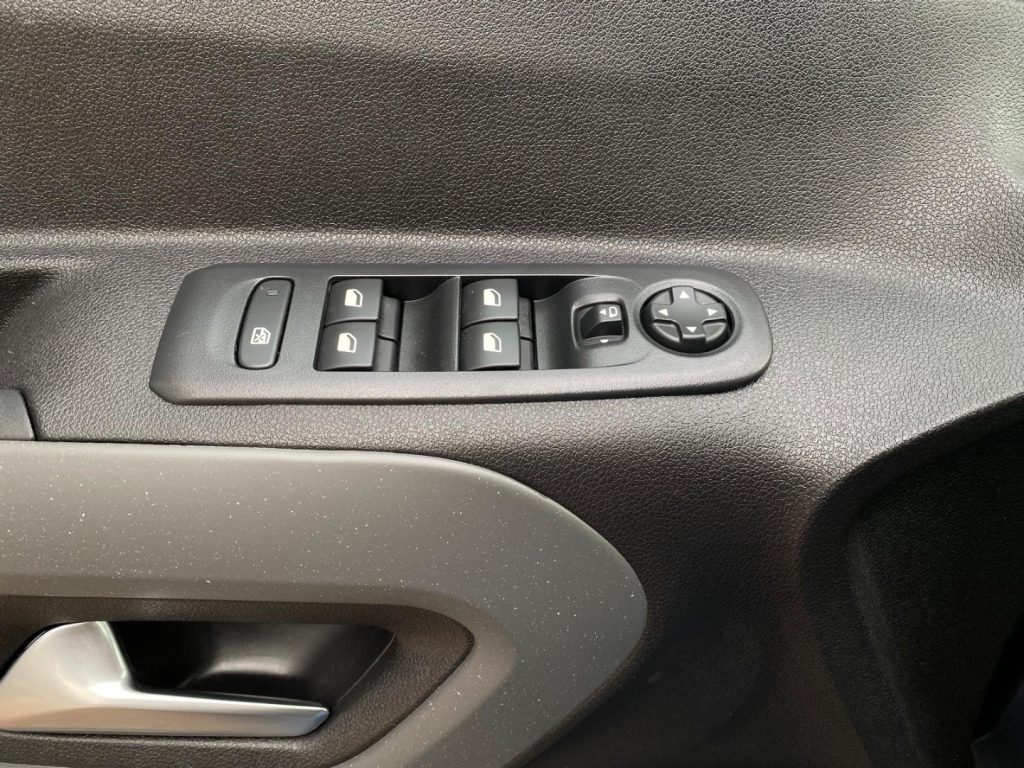 CITROEN Berlingo BlueHDi 1.5 Shine M *Navi*Retrocamera*Sensori - 10