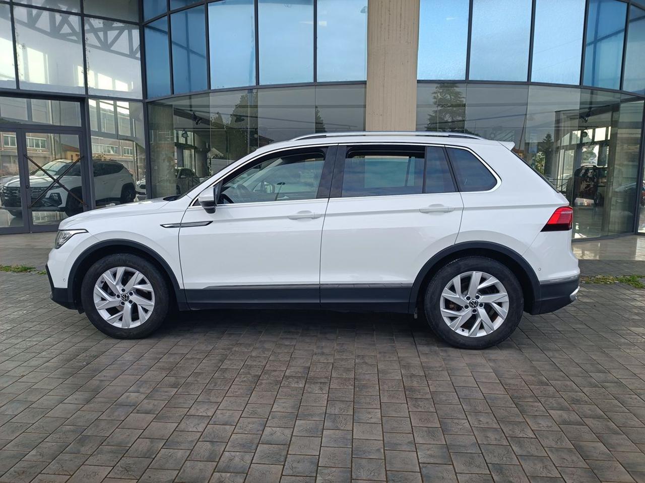 VOLKSWAGEN Tiguan 2.0 TDI 150 CV SCR DSG Elegance - 20