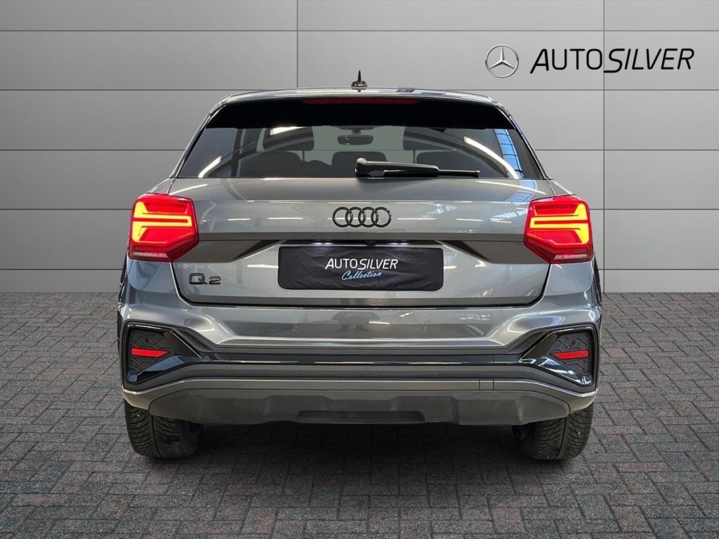 AUDI Q2 30 TDI S-Line S tronic Identity Black - 4