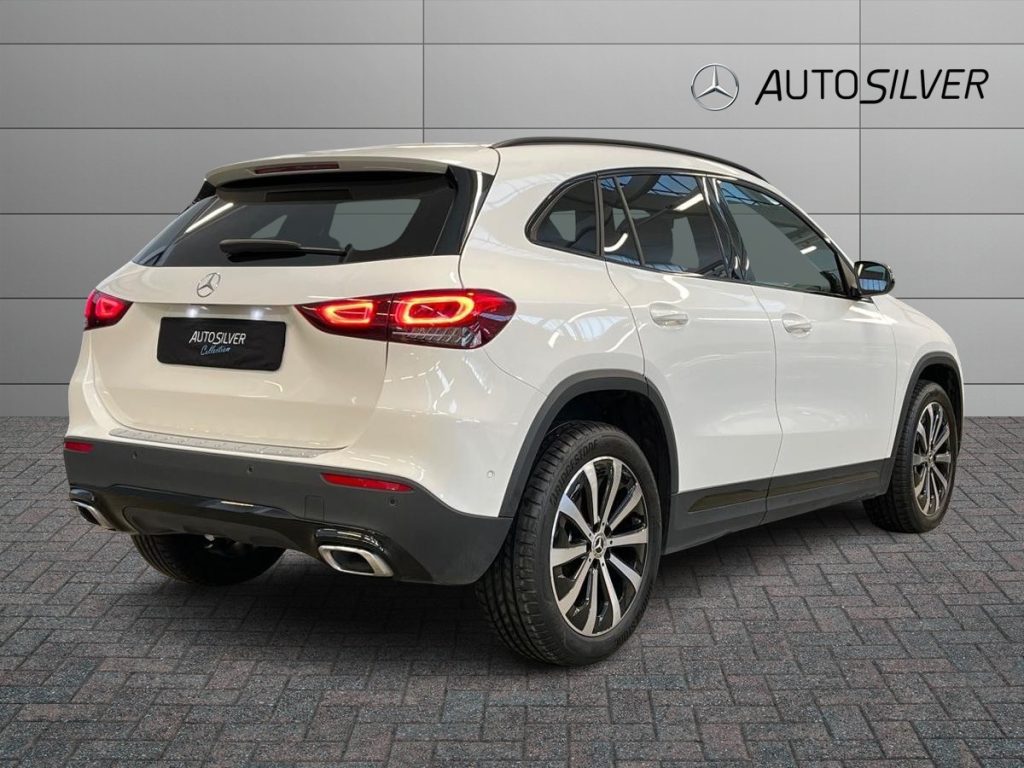 MERCEDES-BENZ GLA 180 d Automatic Sport Plus - 2