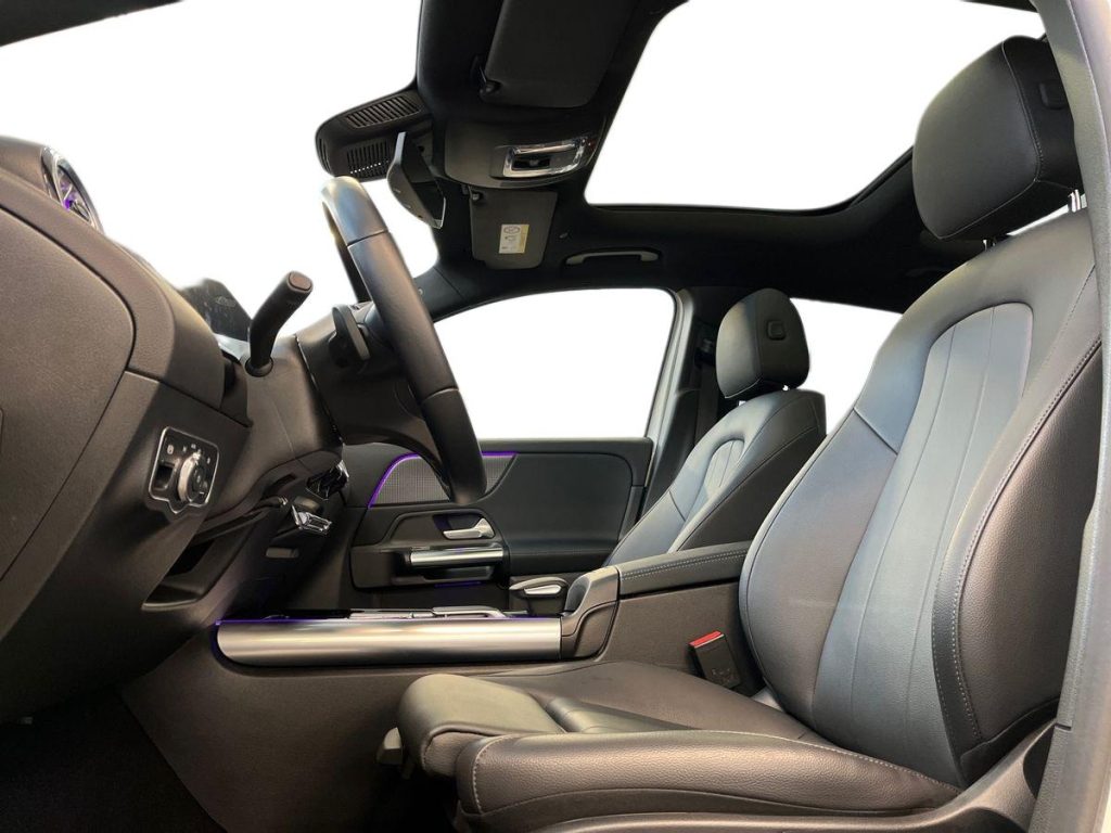 MERCEDES-BENZ GLA 180 d Automatic Sport Plus - 10