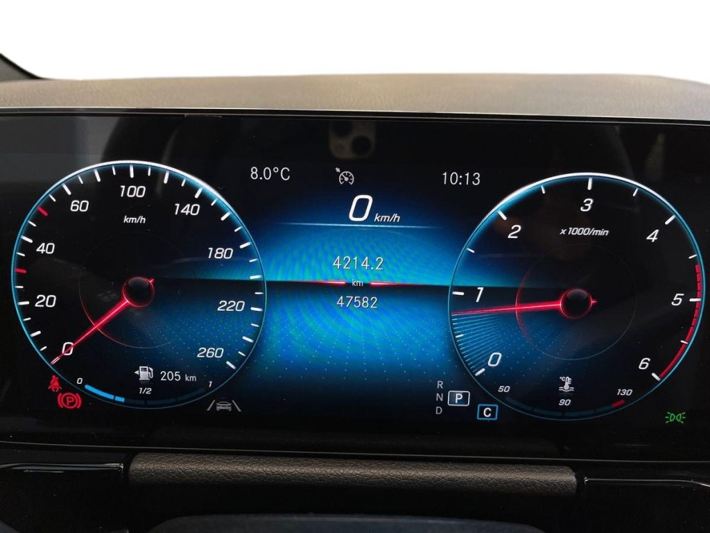 MERCEDES-BENZ GLA 180 d Automatic Sport Plus - 8