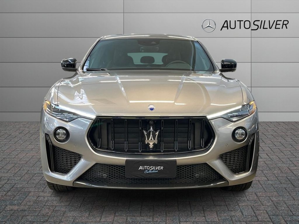 MASERATI Levante V8 580 CV AWD Trofeo Pacchetto Carbonio - 3