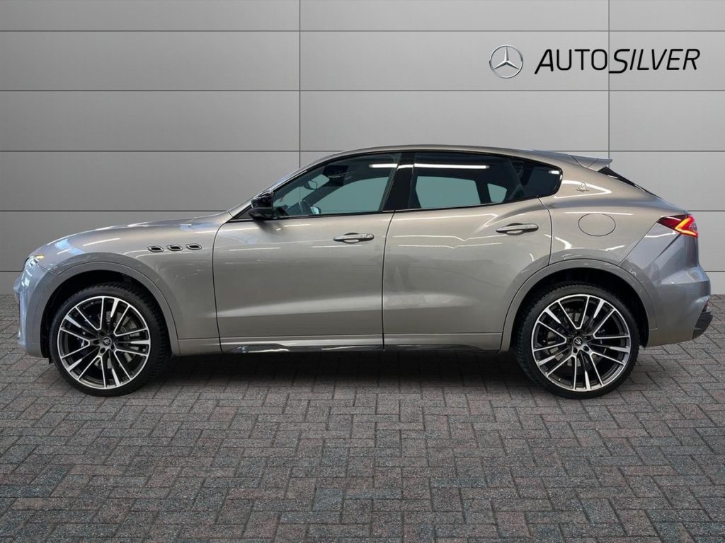 MASERATI Levante V8 580 CV AWD Trofeo Pacchetto Carbonio - 6