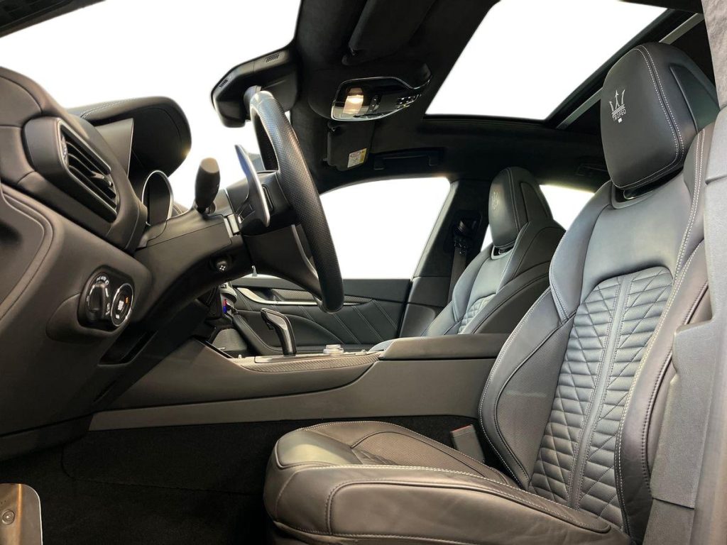 MASERATI Levante V8 580 CV AWD Trofeo Pacchetto Carbonio - 10