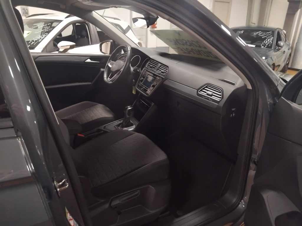 VOLKSWAGEN Tiguan 2.0 TDI SCR LIFE Dsg LED - 11
