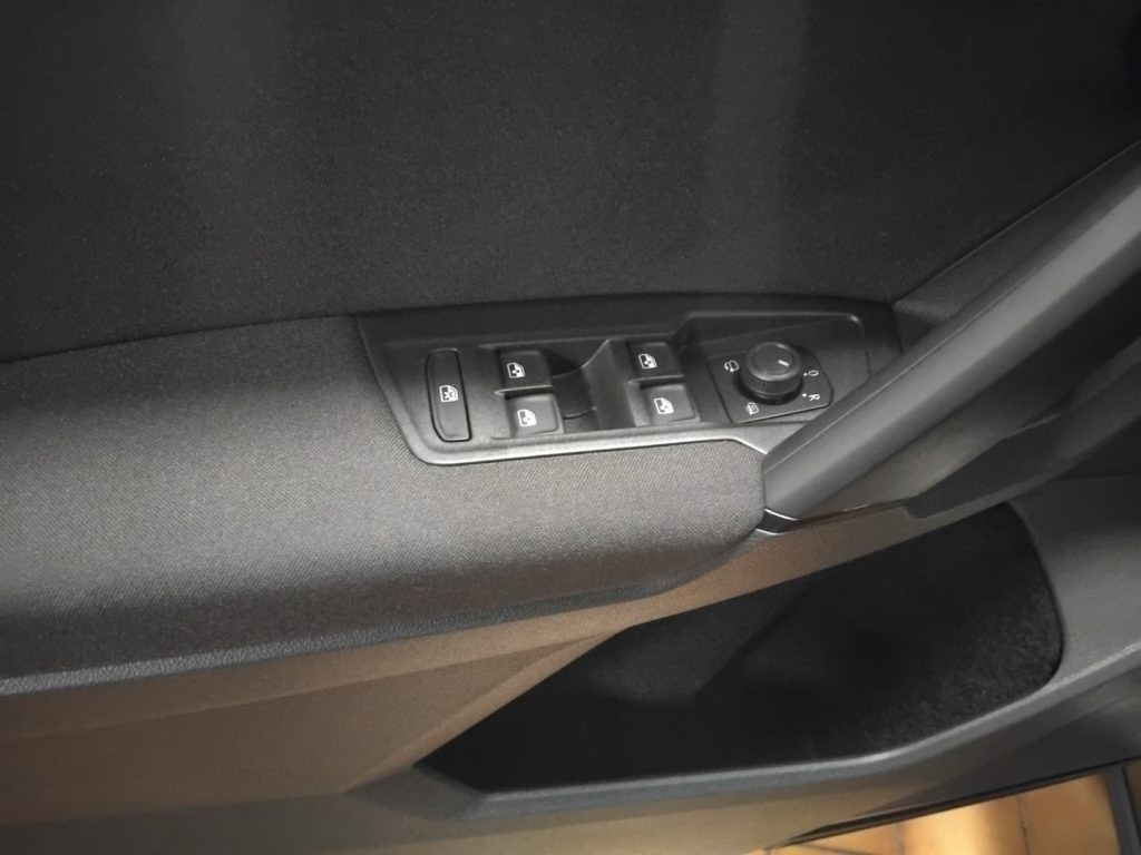 VOLKSWAGEN Tiguan 2.0 TDI SCR LIFE Dsg LED - 16