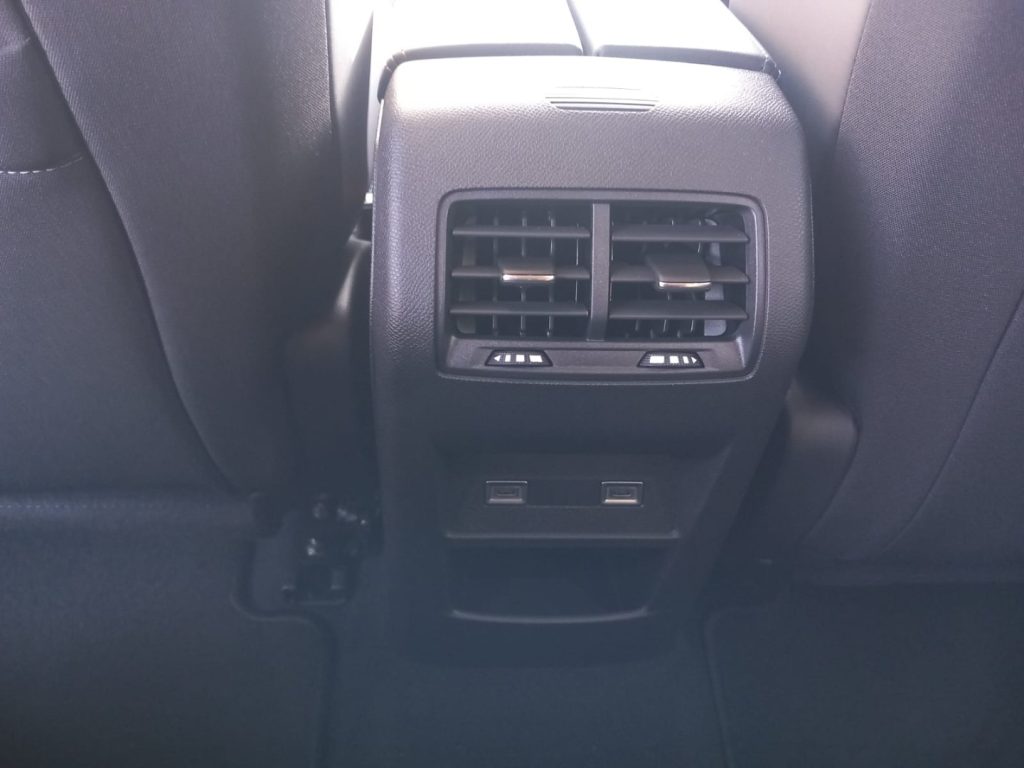 PEUGEOT 308 BlueHDi 130 S&S EAT8 Allure+P. VISION 360°+DR. ASS - 24