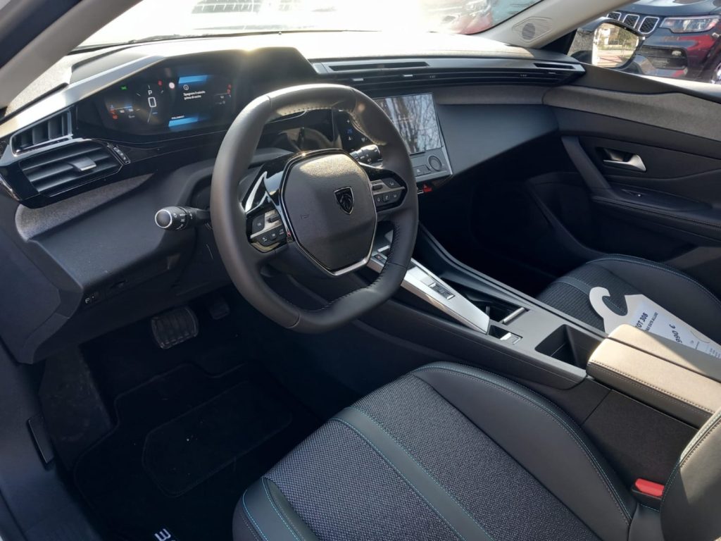 PEUGEOT 308 BlueHDi 130 S&S EAT8 Allure+P. VISION 360°+DR. ASS - 13