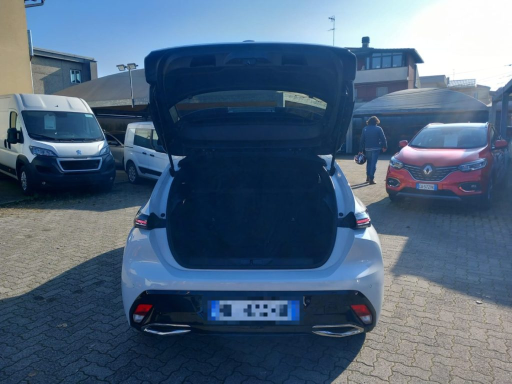 PEUGEOT 308 BlueHDi 130 S&S EAT8 Allure+P. VISION 360°+DR. ASS - 10