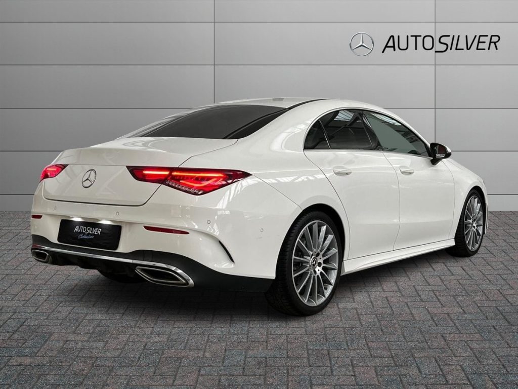 MERCEDES-BENZ CLA 200 Automatic Premium - 2