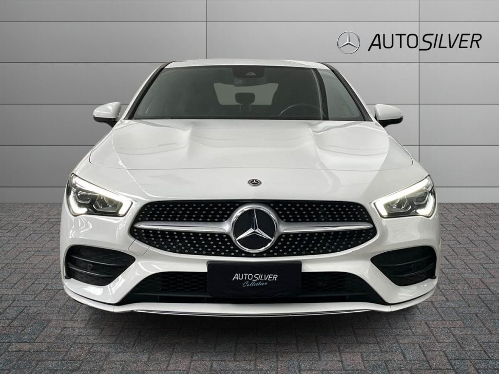 MERCEDES-BENZ CLA 200 Automatic Premium - 3