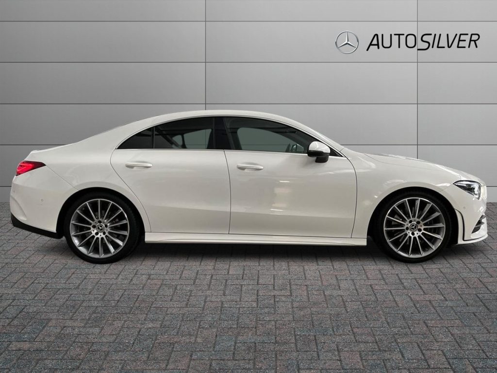 MERCEDES-BENZ CLA 200 Automatic Premium - 5