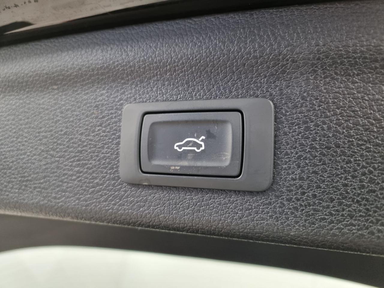 AUDI Q3 35 TFSI S tronic Business - 11