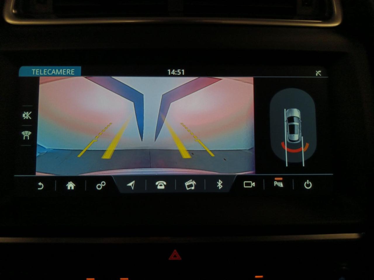 JAGUAR E-Pace 2.0D 150 CV AWD aut. R-Dynamic HSE - 18