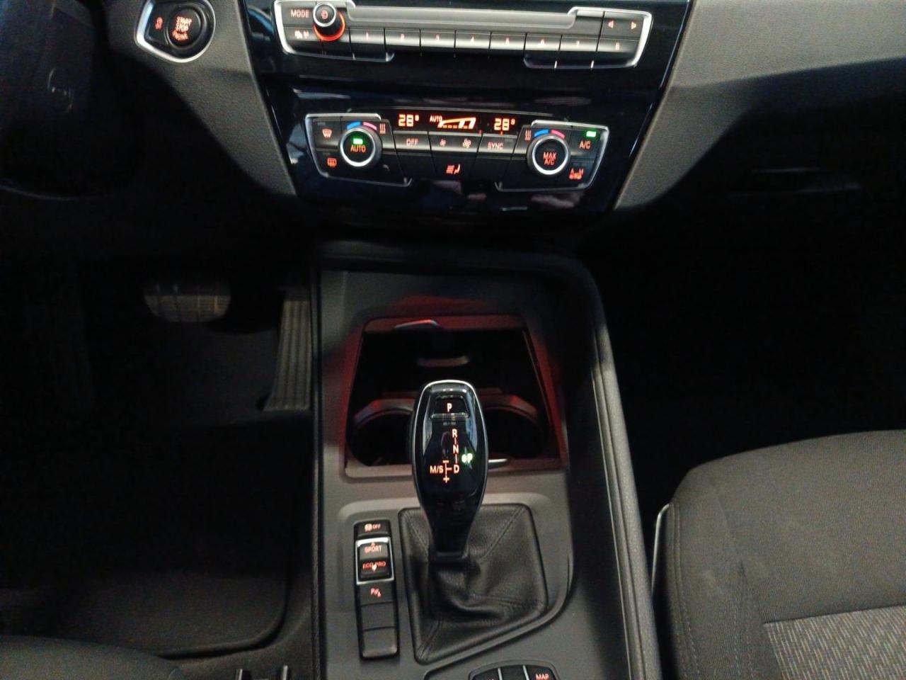 BMW X1 sDrive18d Business Advantage - 13