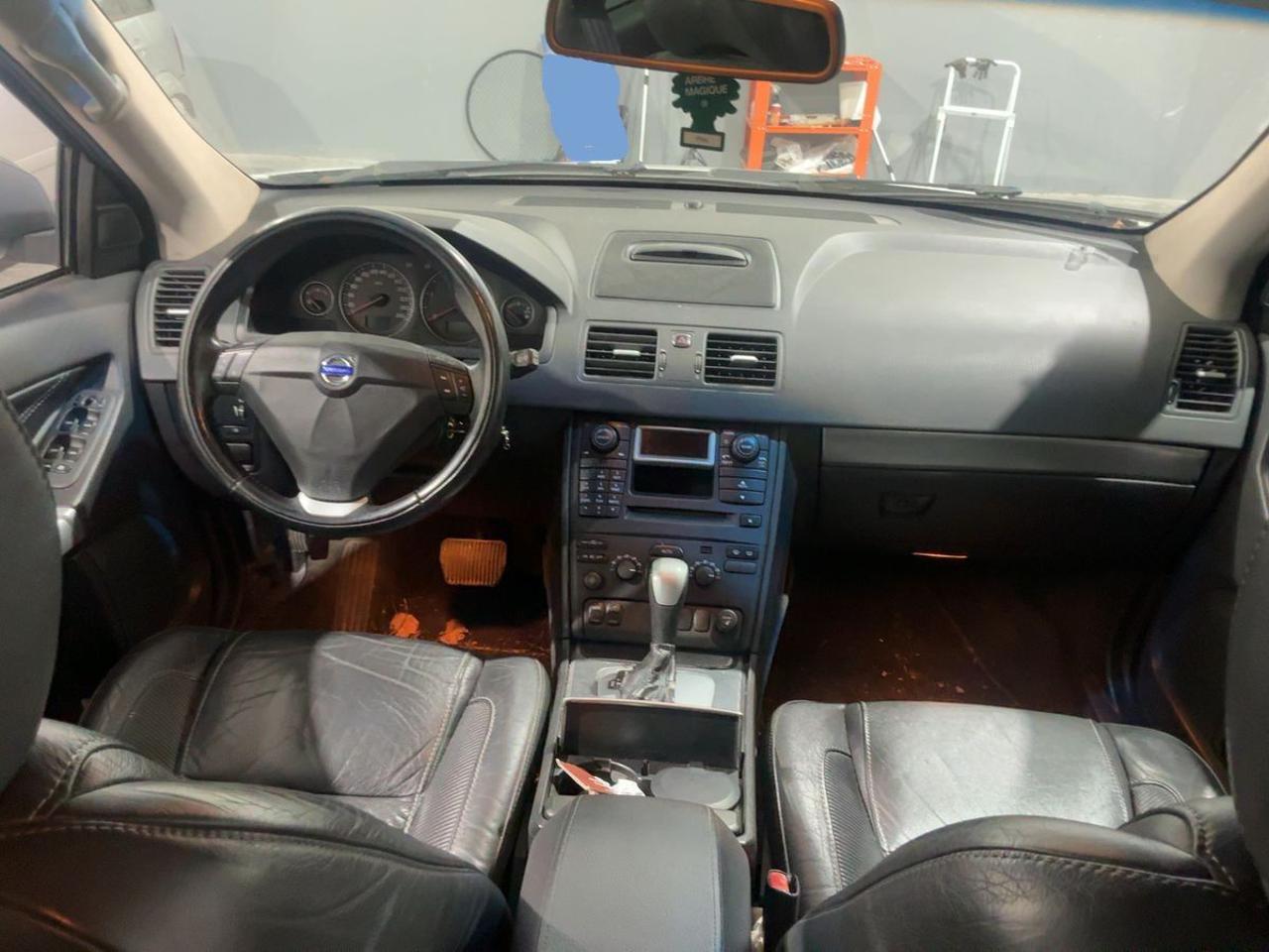 VOLVO XC90 2.4 D5 185 CV AWD - 12