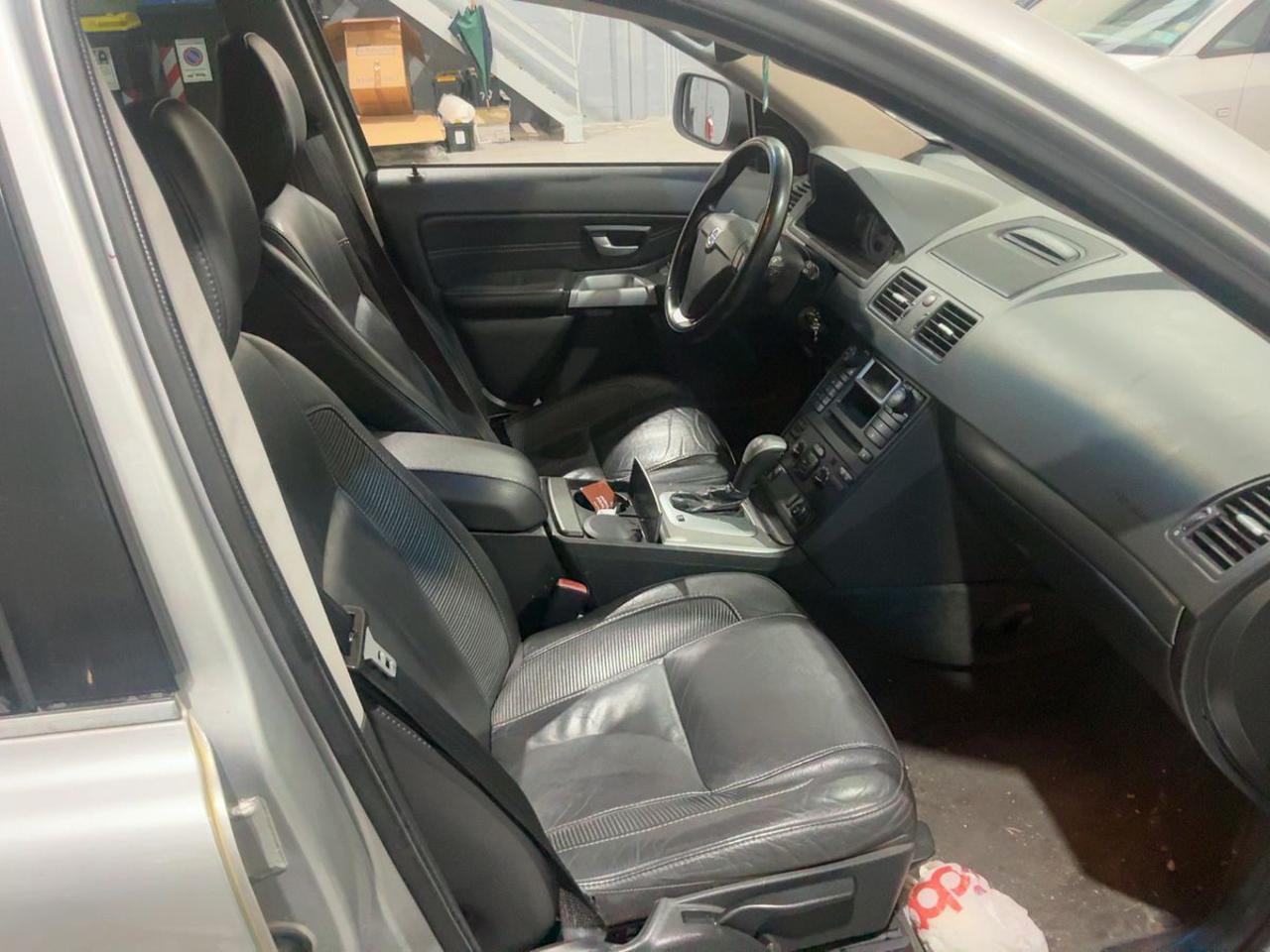 VOLVO XC90 2.4 D5 185 CV AWD - 13