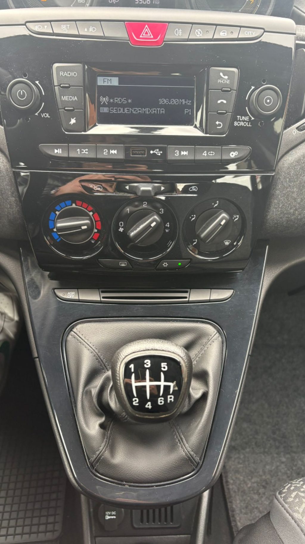 LANCIA Ypsilon 1.0 FireFly 5 porte S&S Hybrid Silver Plus - 8