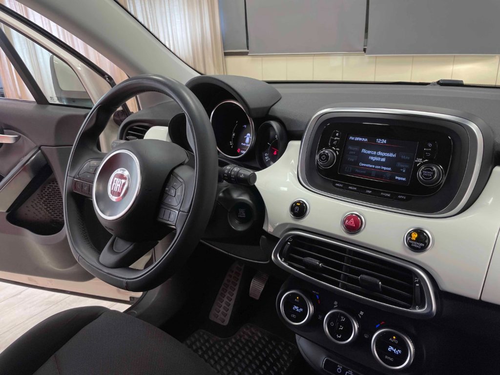 FIAT 500X 1.6 MJT LOUNGE 4x2 120CV - 44