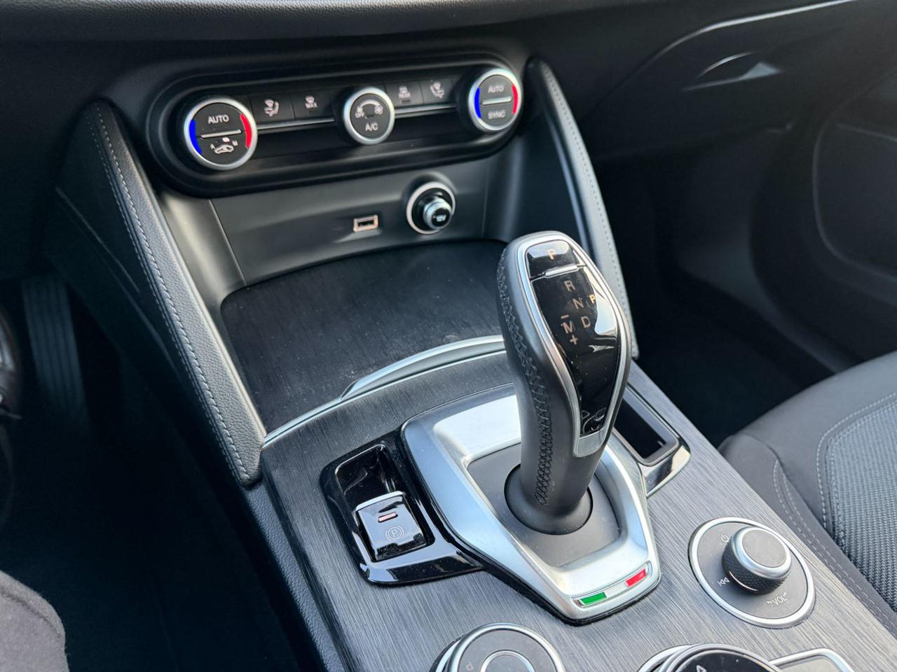 ALFA ROMEO Stelvio 2.2 TD 190 CV AT8 Q4 NAVI+R.CAM+CARPLAY+C.L.18+PDC - 21