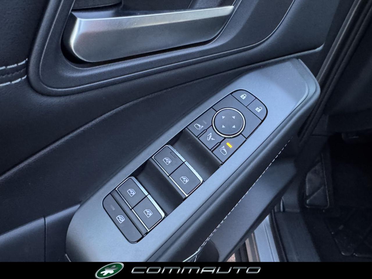 NISSAN Qashqai MHEV 158 CV Xtronic N-Connecta - 12