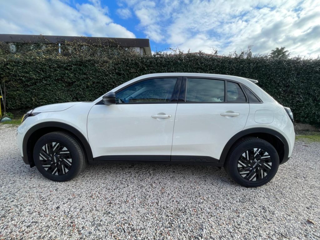 FIAT 600 Hybrid 110 CV DCT MHEV Serie Speciale Icon - 3